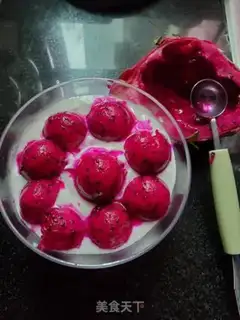 Make Flamingo yogurt cup step 2