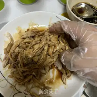 Make Hands tore chickens step 6