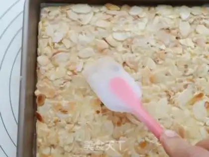 Make Caramel almonds step 11