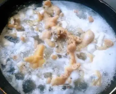 Make Spicy pineapple eggs step 1