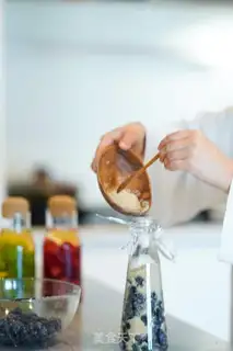 Make Fruit vinegar step 4