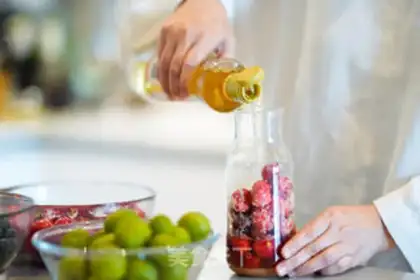 Make Fruit vinegar step 5
