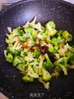 Make Garlic broccoli step 6