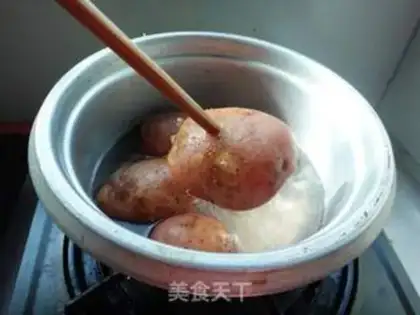 Make Mashed mashed potatoes step 1
