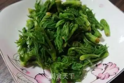Make Old sprouts and bacon step 1