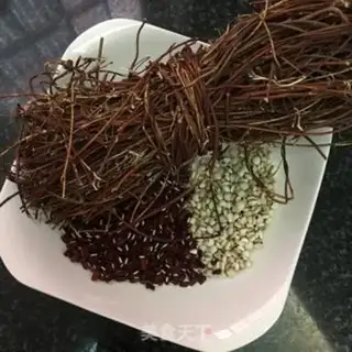 Make Chicken weeds, rice and beans, chicken soup step 2