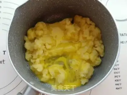 Make Mango souffle puff step 7