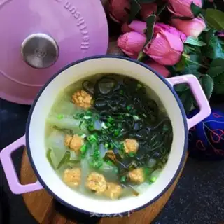 Make Seaweed melon meatball soup step 8