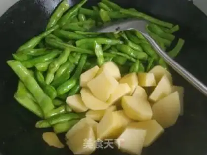 Make Potatoes for bean beanballs step 5