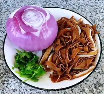 Make The onions are burning up the leaves step 3