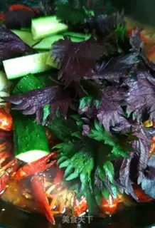 Make A greasy purple lobster step 18
