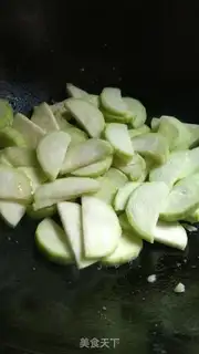 Make Meat melon soup step 2