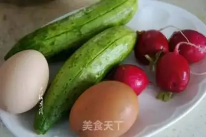Make cucumber fried eggs step 0
