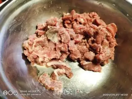 Make Celery beef step 1