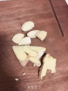 Make Wood and chicken step 0