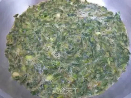 Make Celery fried eggs step 5