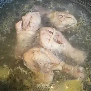 Make The cucumber mixes chicken legs step 2