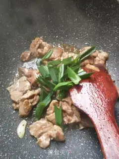 Make Garlic silt step 2