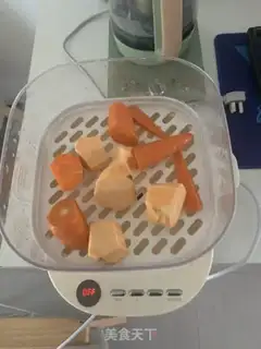 Make Homemade dog snacks step 1