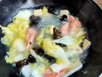 Make A fan of Arctic shrimp dolls step 12