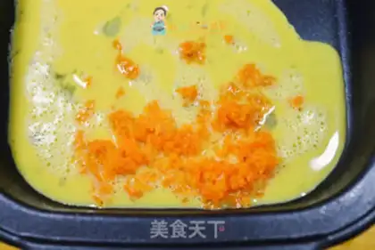 Make Carrot flowers, thick egg burns step 4