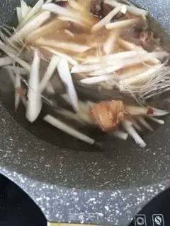 Make Puffed meat and radish step 5