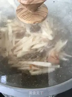 Make Puffed meat and radish step 6
