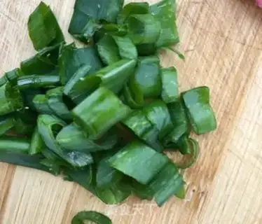 Make Puffed meat and radish step 9