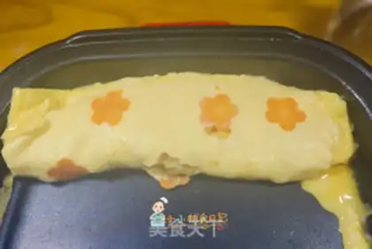 Make Carrot flowers, thick egg burns step 9