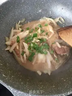 Make Puffed meat and radish step 10