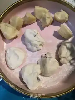 Make Rose moon cake step 1
