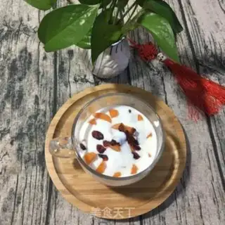Make Fruit yogurt cup step 3