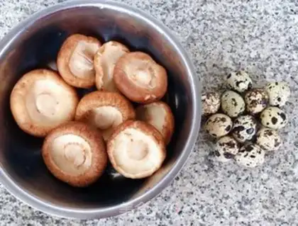 Make Frozen quail eggs step 1