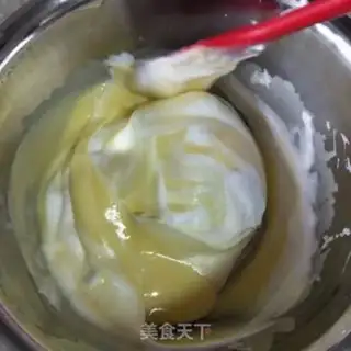 Make Yogurt cupcakes step 13