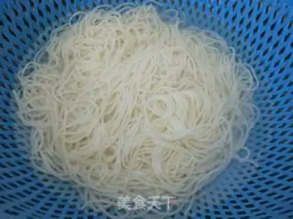 Make Vegetable noodles step 2