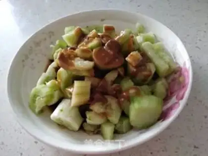 Make Sesame sauce cucumber step 2