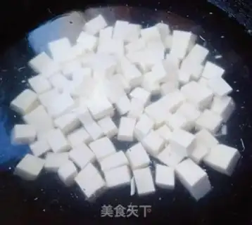 Make Tofu eggs and spicy cabbage step 1