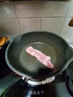 Make Cucumber bacon-cake step 4