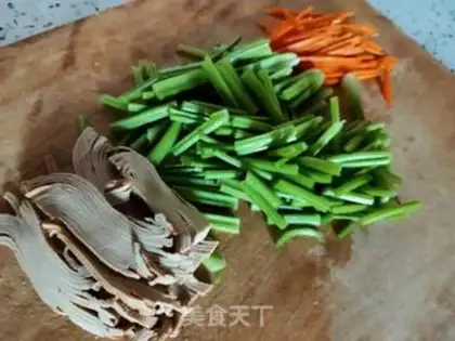 Make Creamed carrots step 1