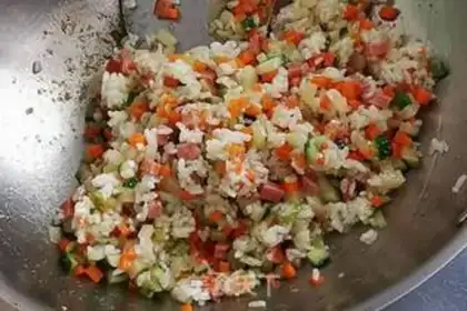 Make Red sausage fried rice step 5