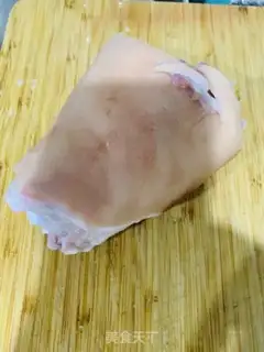 Make Homemade simple pork elbows step 0