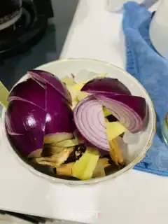 Make Homemade simple pork elbows step 1