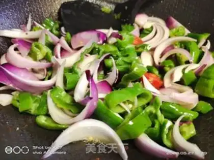Make Onion pepper roast beef step 5