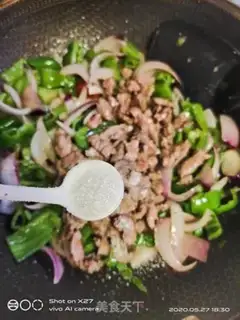 Make Onion pepper roast beef step 8