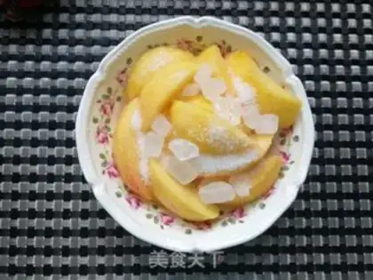 Make Ice-cooled peach candy step 3