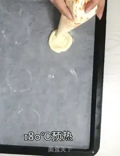 Make Ice cream rolls step 10