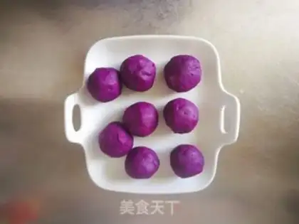 Make Potato buns step 3