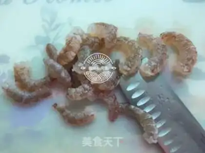 Make Shrimp eggs, fried storks step 1