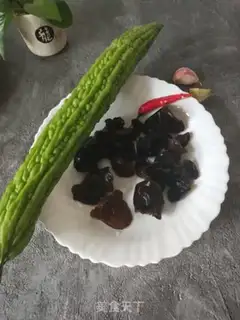 Make ♪ The cold wood, the bitter melon ♪ step 0