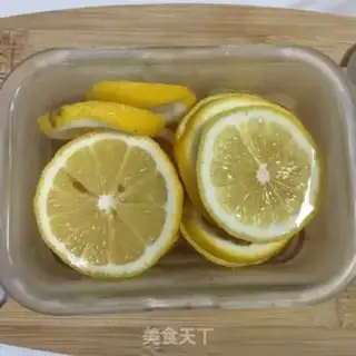 Make Lemon honey water step 5